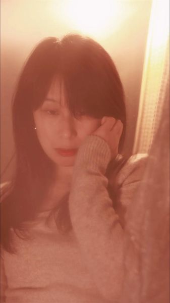 如何用手机拍出朦胧氛围感_模糊照片情绪怎么表达