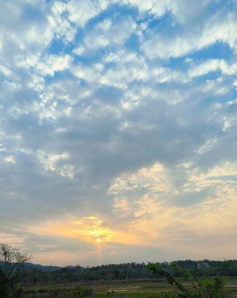 如何用天空表达情感_天空颜色代表什么情绪