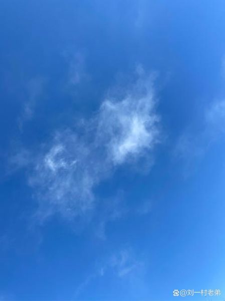 云朵象征什么情感_为什么看到云会想哭