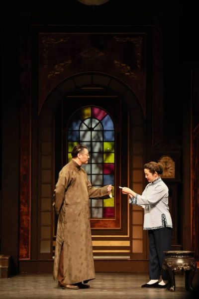 话剧如何表达情感_观众为何被打动