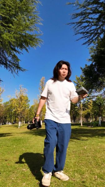 手机拍照如何表达情感_拍照表达情绪技巧