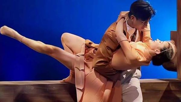 双人舞如何表达情感_双人舞情感表达技巧