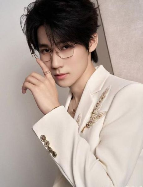 张真源情感表达_如何读懂他的温柔