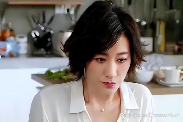 李小冉情感表达_如何读懂她的眼神