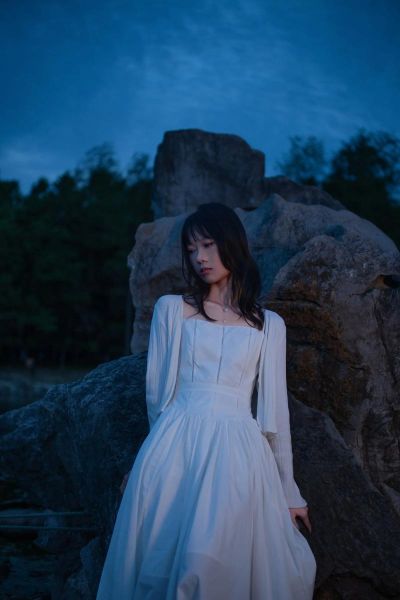 蓝歌曲表达什么情感_如何理解蓝调情绪